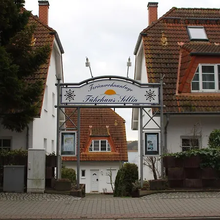 Faehrhaus - Maxi 03 *
